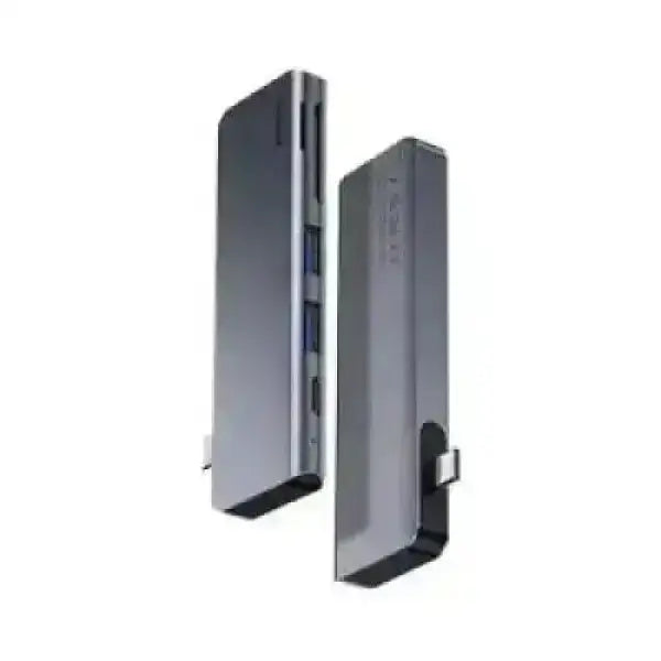 Hub USB C Baseus in alluminio grigio con porte USB A multiple e lettore schede compatto per laptop