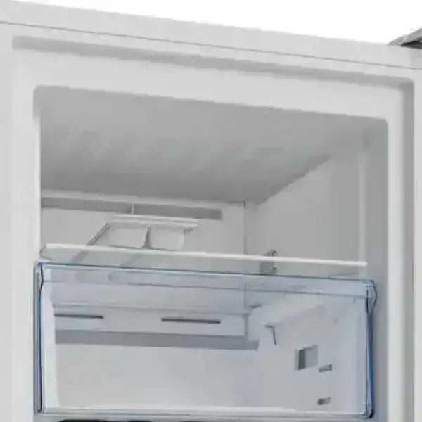 Interno di BEKO congelatore verticale con scomparti trasparenti per conservazione alimenti