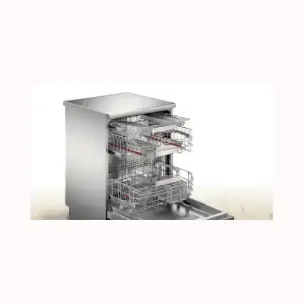 Lavastoviglie BOSCH in acciaio inox con cestelli estraibili e design moderno