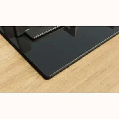 Piano cottura Bosch in vetro nero con design moderno e superficie liscia per cucina elegante