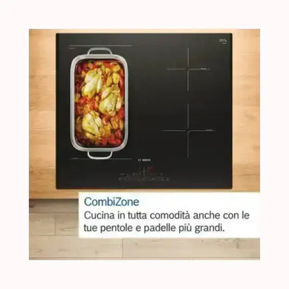 Piano cottura BOSCH nero con funzione CombiZone e teglia con pollo e verdure