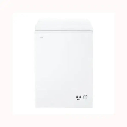 Congelatore verticale bianco Candy con controllo termostatico e design compatto