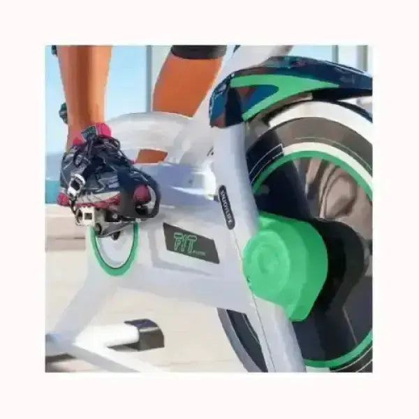 Cecotec Spin Bike cyclette bianca con volano verde pedale a sgancio e scarpa da indoor cycling