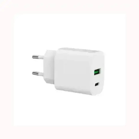 Caricatore da muro bianco con doppia porta USB di Fenner Tech accessori telefonia
