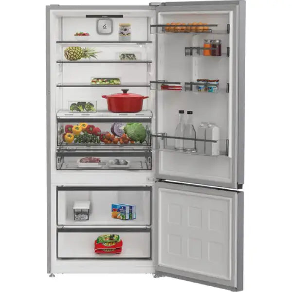 Frigorifero Whirlpool con doppia porta aperta, ripiani in vetro e contenitori per alimenti freschi
