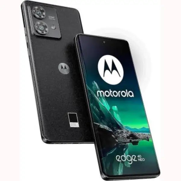 Smartphone Motorola Edge 40 Neo nero con doppia fotocamera posteriore e display curvo