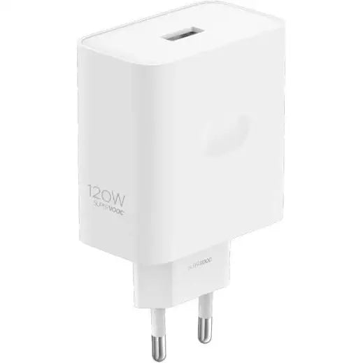 Caricabatterie Realme 120W compatto in bianco per ricarica rapida di dispositivi mobili