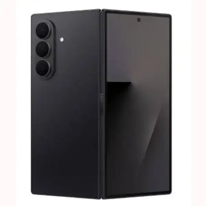 Samsung Z Fold 7 smartphone pieghevole nero opaco con tre fotocamere posteriori e display interno ampio