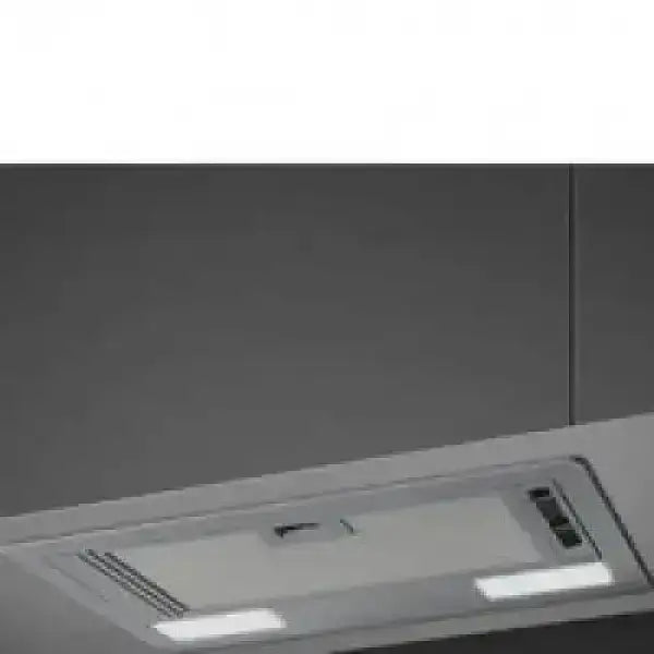Cappa da cucina SMEG a incasso con illuminazione LED e design moderno in acciaio inox