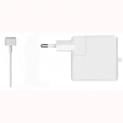 Alimentatore PC TECNO bianco con spina europea e cavo integrato per dispositivi