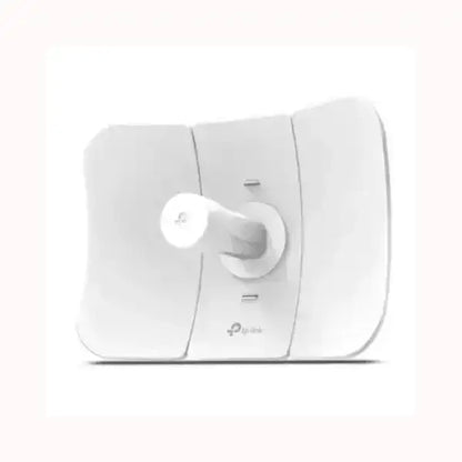 Access Point esterno direzionale bianco TPLINK con antenna centrale e staffa di montaggio per esterni