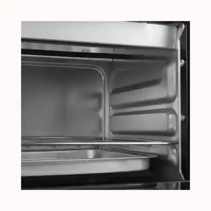 Interno del fornetto TRISTAR con griglia e teglia removibile in acciaio inox