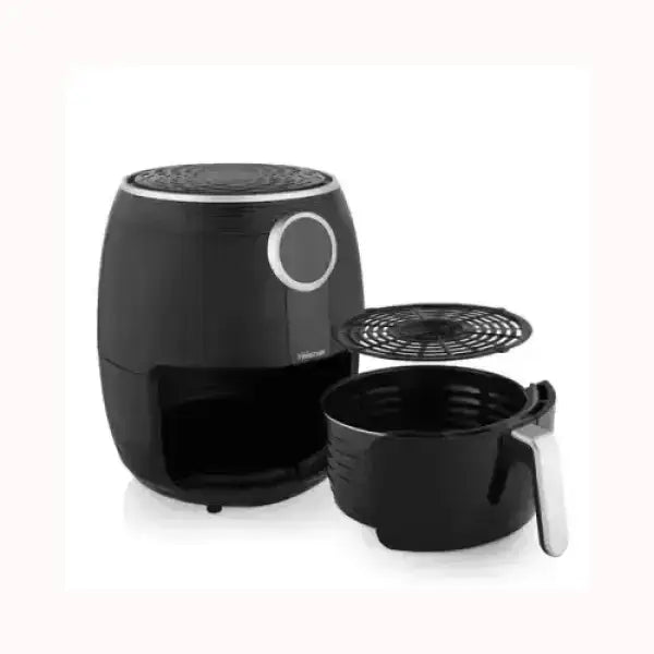 Friggitrice ad aria Tristar nera con cestello rimovibile e design compatto per cucina moderna