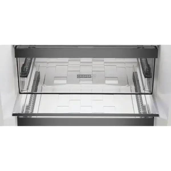 Cassetto trasparente interno per verdure frigorifero combinato Whirlpool con sistema crisper