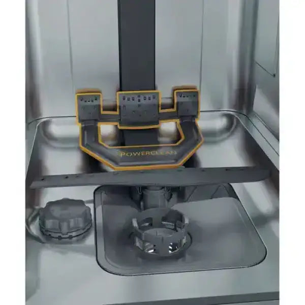 Interno lavastoviglie Whirlpool con sistema di spruzzatori PowerClean per pulizia efficiente